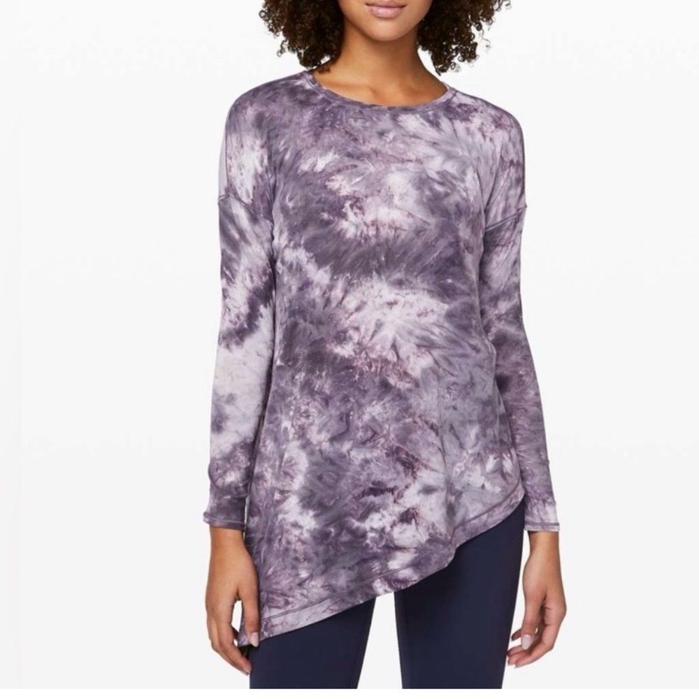 Lululemon to the point long sleeve mist dye purple top size 8